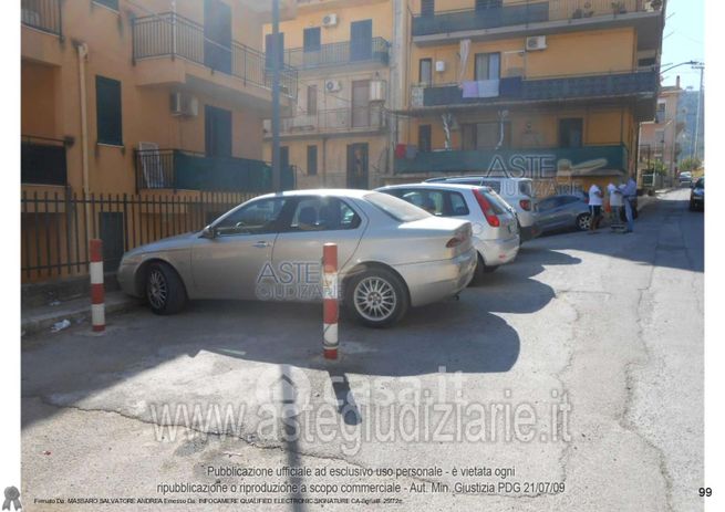 Box/posto auto in residenziale in Via Giardinello
