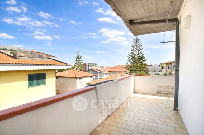 Appartamento in residenziale in Via Lucania 2