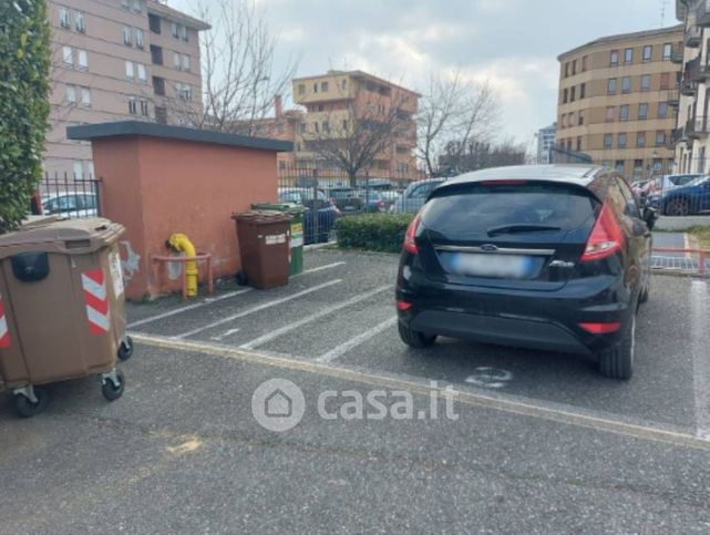 Garage/posto auto in residenziale in Via della Repubblica 12