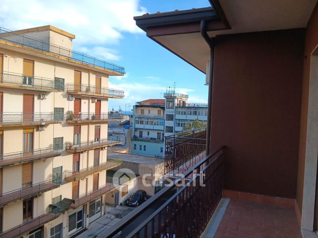 Appartamento in residenziale in Via Felice Paradiso