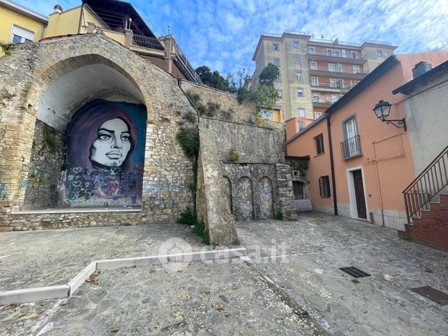 Casa indipendente in residenziale in Via Santo Stefano