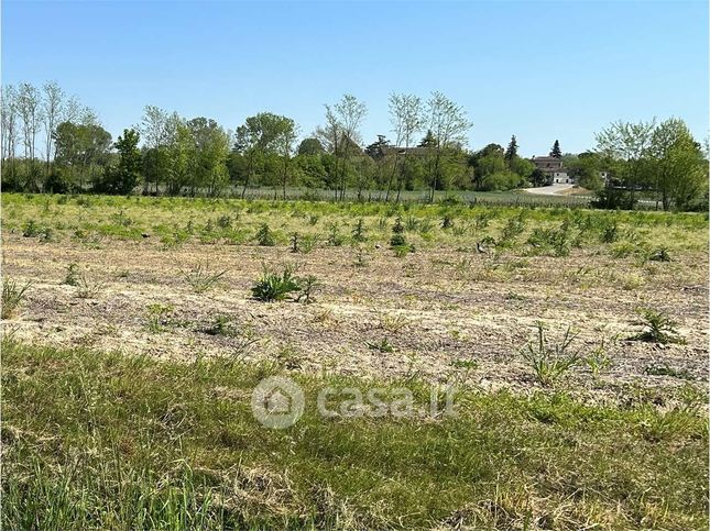 Terreno agricolo in commerciale in Piazza Roma 15 /1