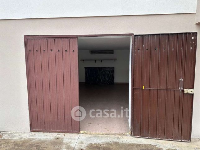 Garage/posto auto in residenziale in 