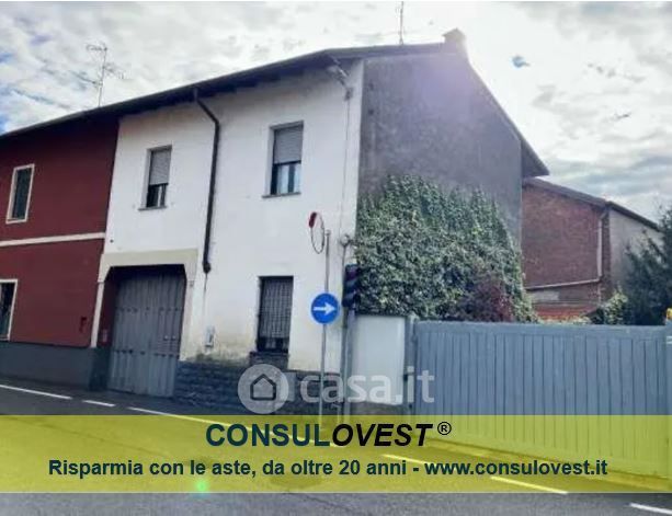Casa indipendente in residenziale in Via Asilo 13