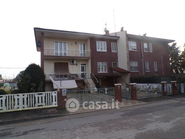 Casa indipendente in residenziale in Via Galileo Galilei 2