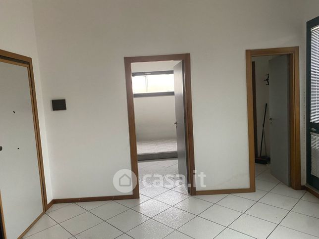 Ufficio in commerciale in Corso Umberto I 590