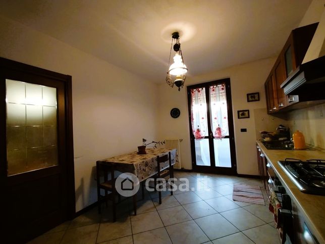 Appartamento in residenziale in Via Cesare Battisti 34