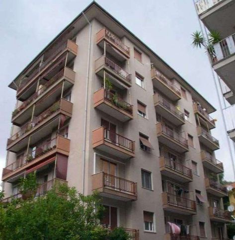 Appartamento in residenziale in Via Giorgio Canale 44