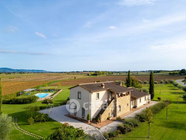 Rustico/casale in residenziale in C.S. Fratticciola