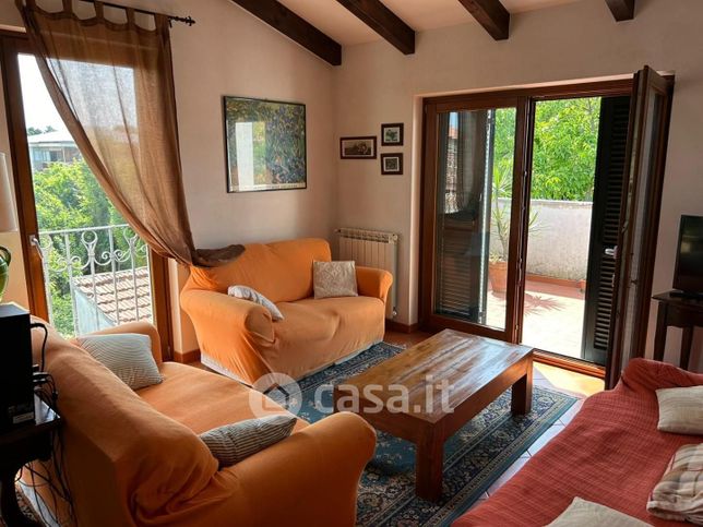 Villa in residenziale in Via Maestri del Marmo