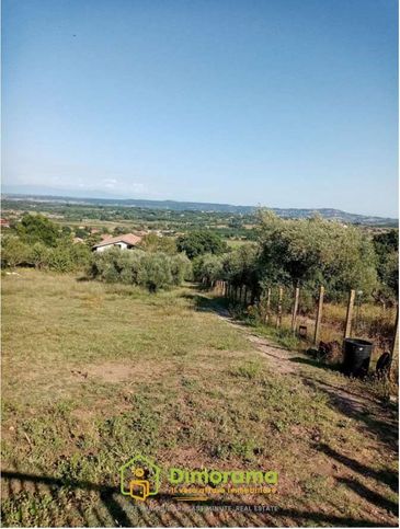 Terreno agricolo in commerciale in Via dei Sassoni