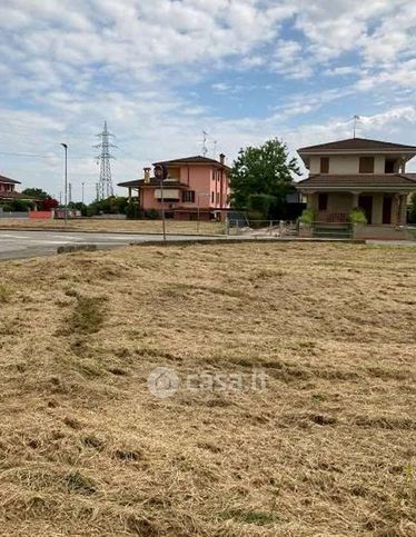 Terreno edificabile in residenziale in Via Giuseppe Ungaretti