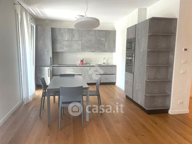 Appartamento in residenziale in Via Risorgimento 11