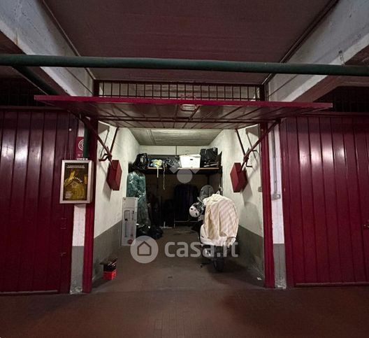 Box/posto auto in residenziale in Via Piobesi 6