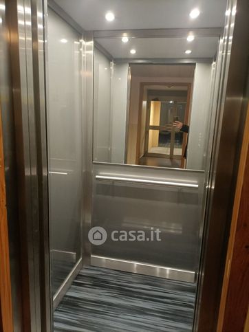 Appartamento in residenziale in Via Ippolito Nievo 145