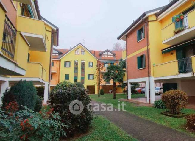 Appartamento in residenziale in Via Montà