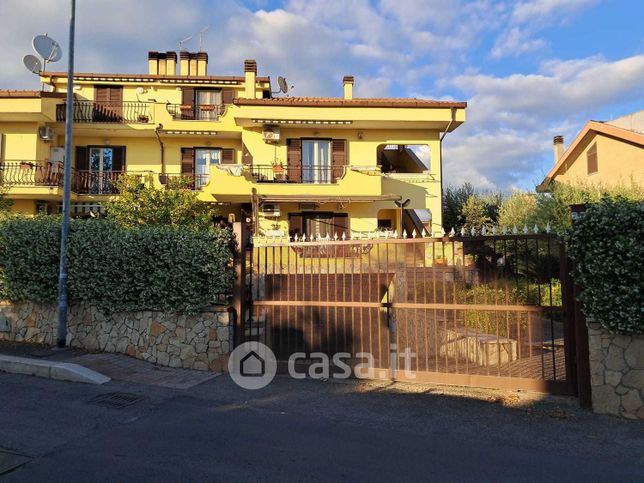 Appartamento in residenziale in Via delle Mimose