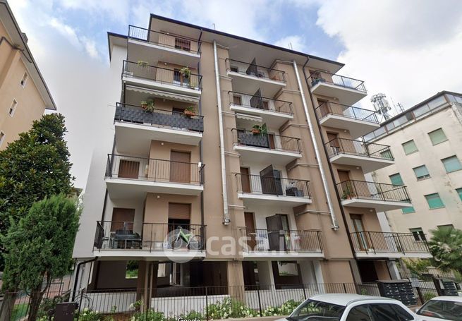 Appartamento in residenziale in Via Merano 7