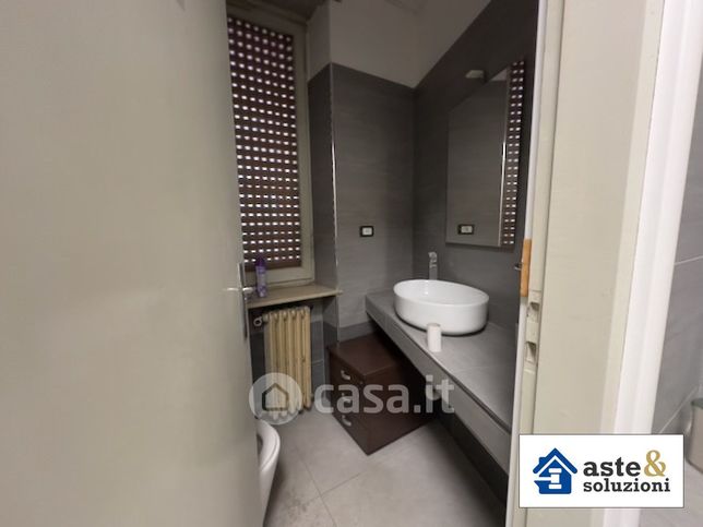 Ufficio in commerciale in Corso Grosseto 269