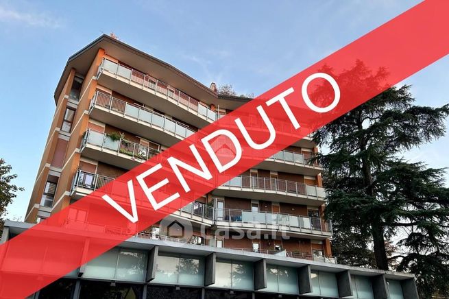 Appartamento in residenziale in Via Lecco 88