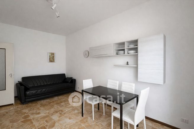 Appartamento in residenziale in Via Mottarone 1