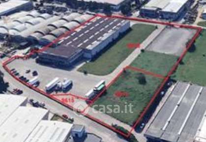 Terreno agricolo in commerciale in Via Alessandro Manzoni