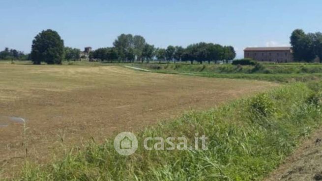 Terreno agricolo in commerciale in Via Camillo Benso Conte di Cavour