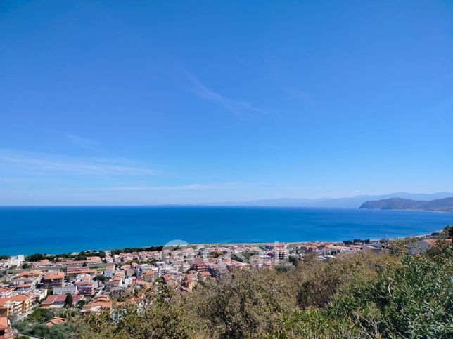 Terreno edificabile in residenziale in Contrada Marotta