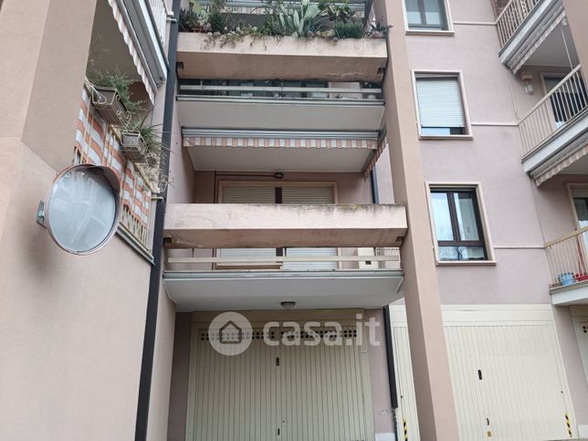 Appartamento in residenziale in Via Ambrogio Cappellini 10