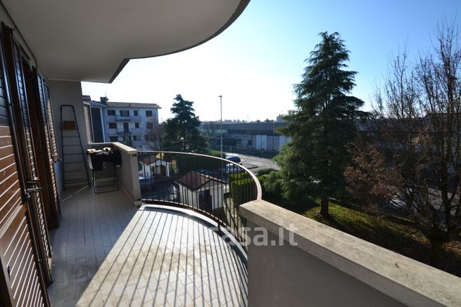 Appartamento in residenziale in Via Emilia