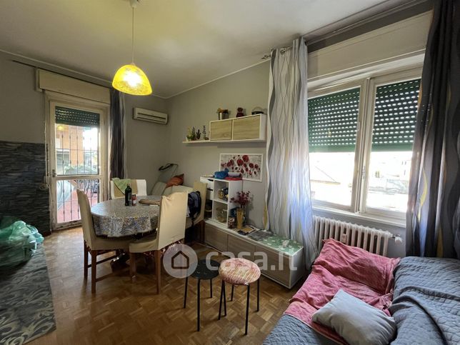 Appartamento in residenziale in Viale Montegrappa