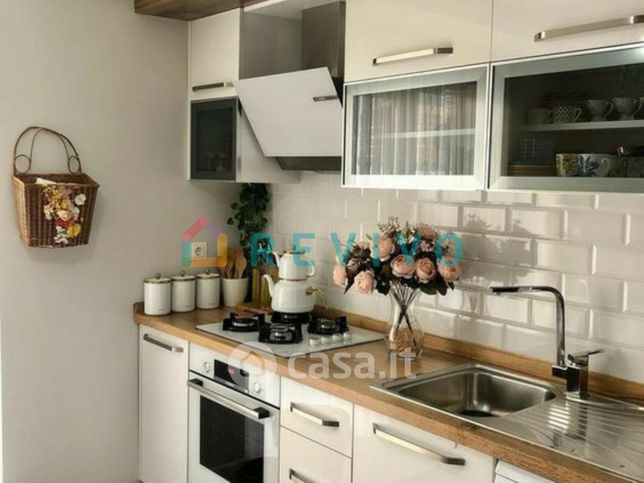 Appartamento in residenziale in Via San Colombano