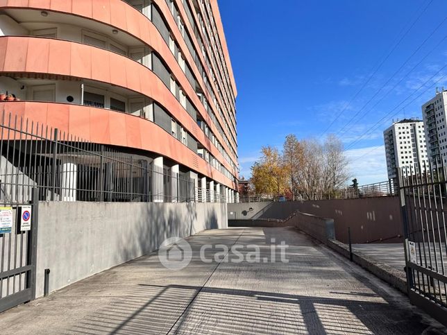 Garage/posto auto in residenziale in Via Privata Trasimeno 48