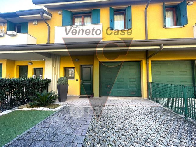 Villetta a schiera in residenziale in Via Rosolino Pilo 2