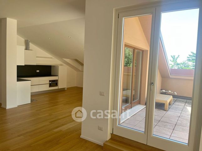 Appartamento in residenziale in Via Adda