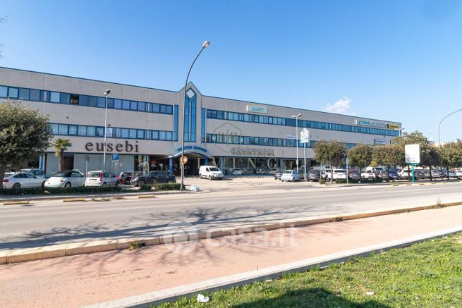 Ufficio in commerciale in Via Pasubio 36