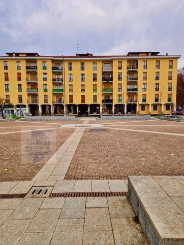 Garage/posto auto in residenziale in Piazza Anita Garibaldi 8