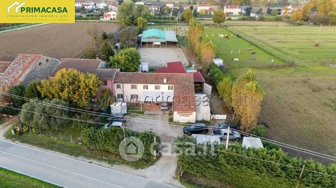 Rustico/casale in residenziale in Via Marezzane di Sotto