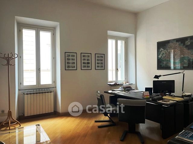 Ufficio in commerciale in Via Angelo Brunetti 54