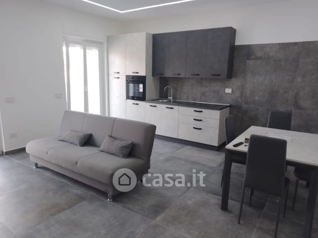 Appartamento in residenziale in Via Giulio Antonio Acquaviva