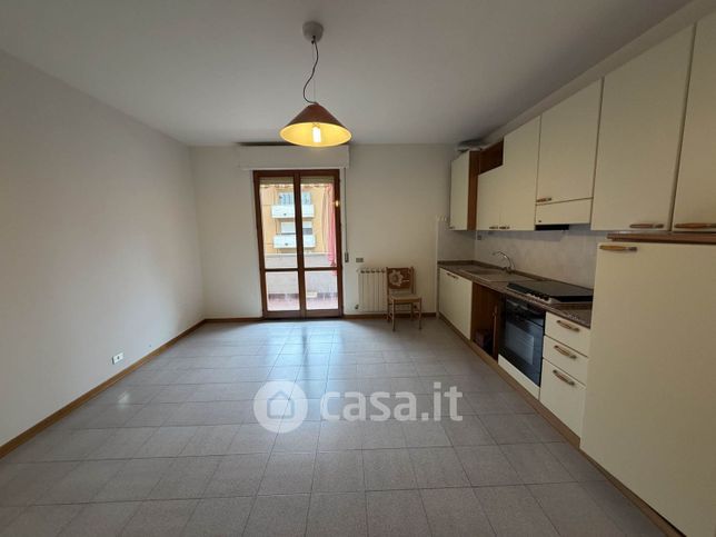 Appartamento in residenziale in Via Conti di San Maroto 31