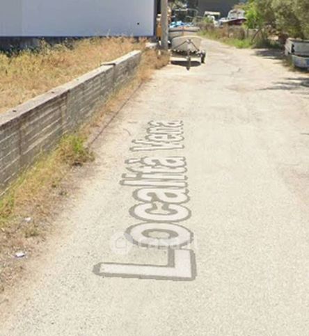 Box/posto auto in residenziale in Località Vena