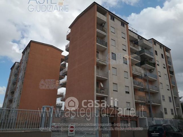 Appartamento in residenziale in Via Firenze 23