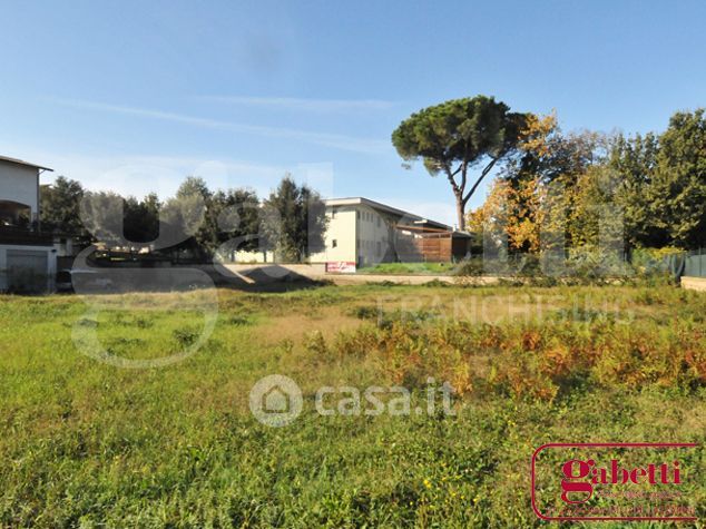 Terreno edificabile in residenziale in Via Enzo Tortora