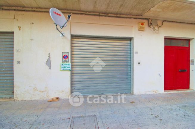 Box/posto auto in residenziale in Via Dante