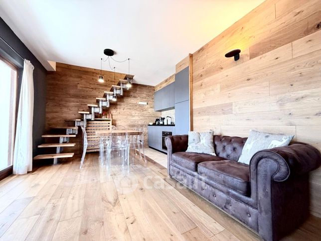 Appartamento in residenziale in Via Col Basset 1