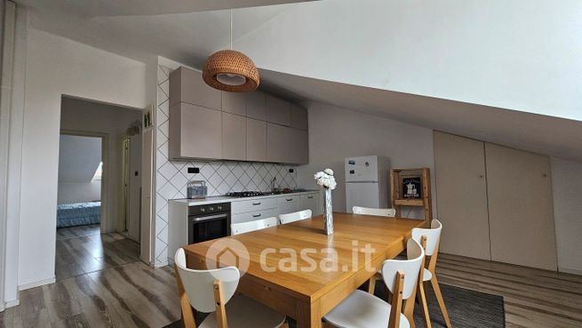 Appartamento in residenziale in Via Filippo Burzio 9