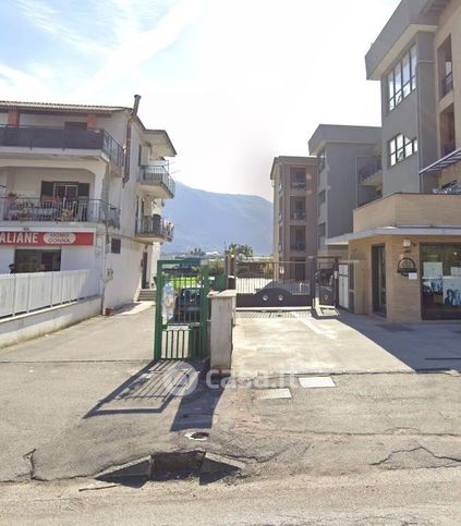 Capannone in commerciale in Via Nazionale