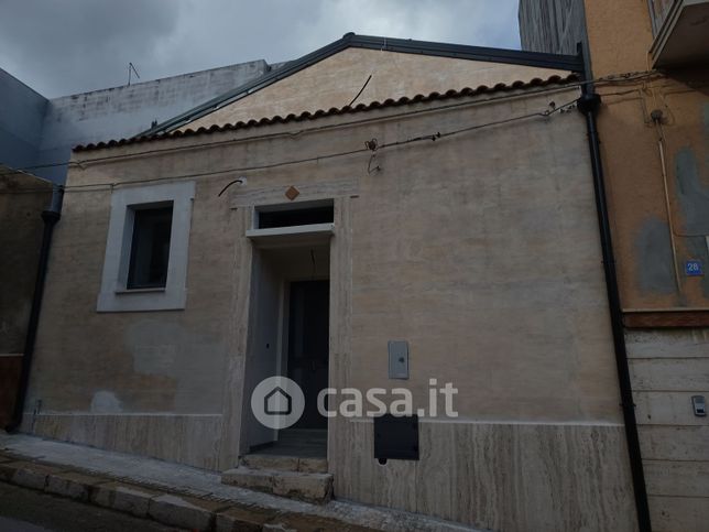 Casa indipendente in residenziale in Via Solferino 26