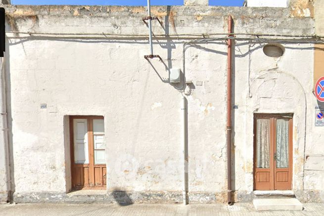 Casa indipendente in residenziale in Via Tenente Roberto Antonucci 23